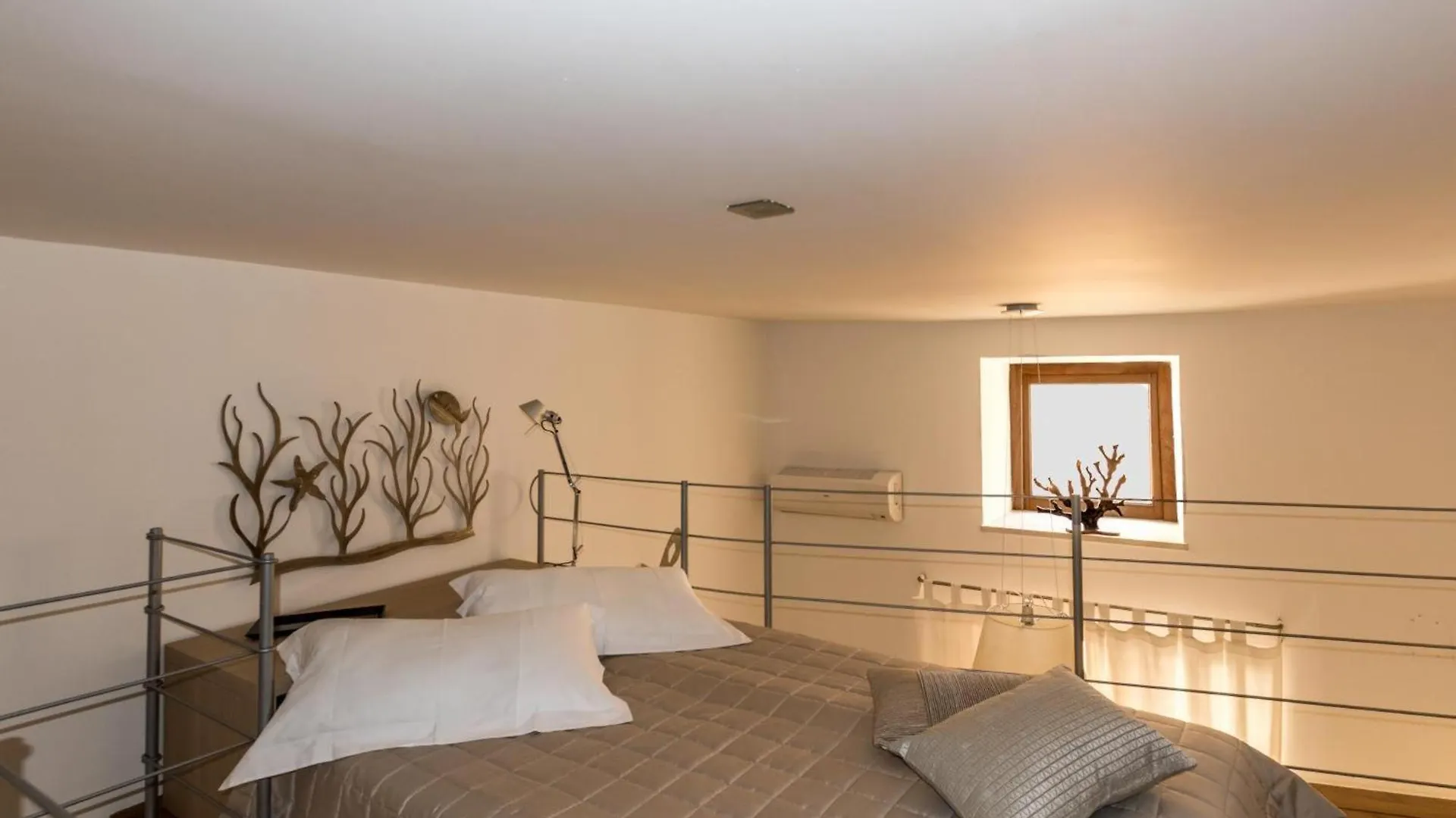 Etnart Gallery House كاتانيا شقة