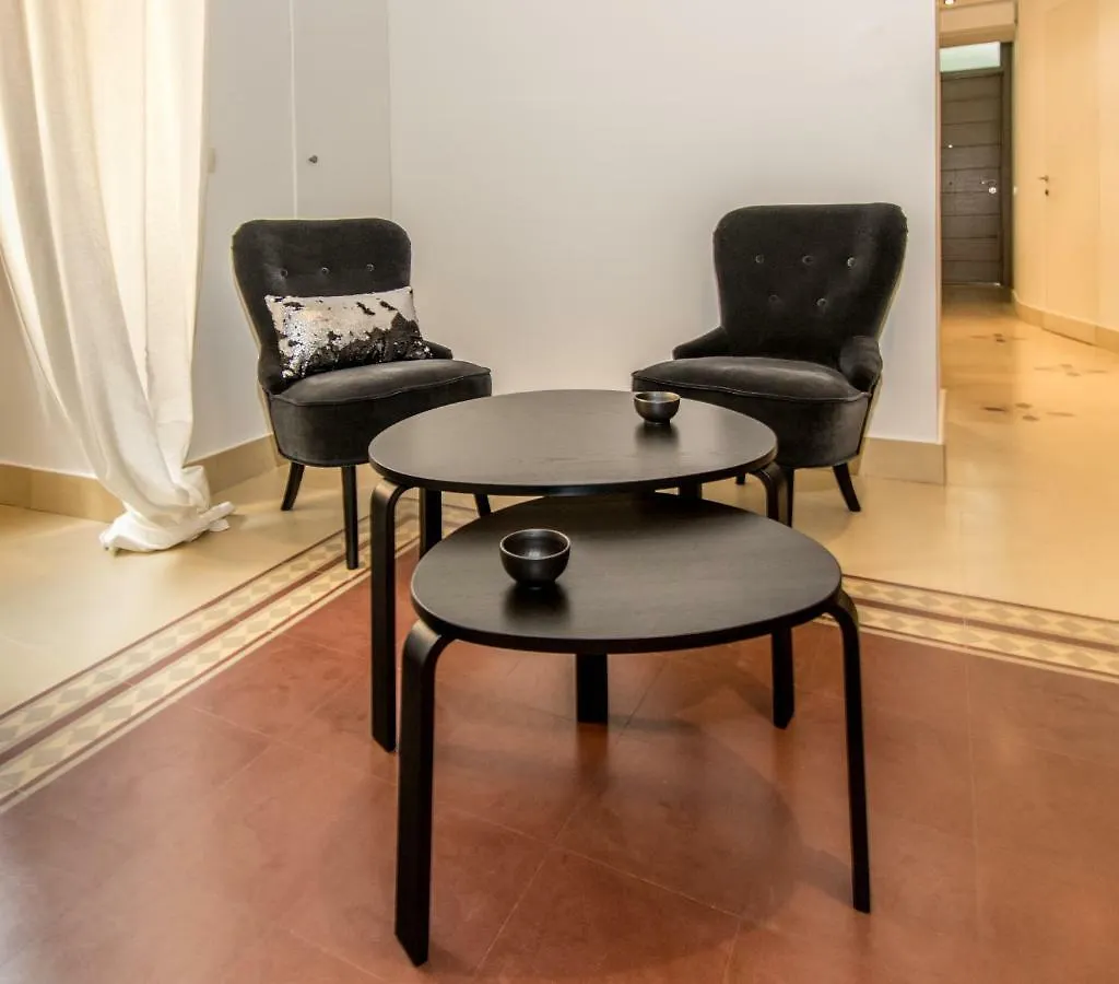 Etnart Gallery House كاتانيا شقة