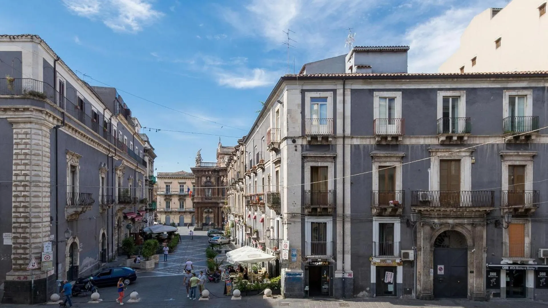 Etnart Gallery House Catania Italy